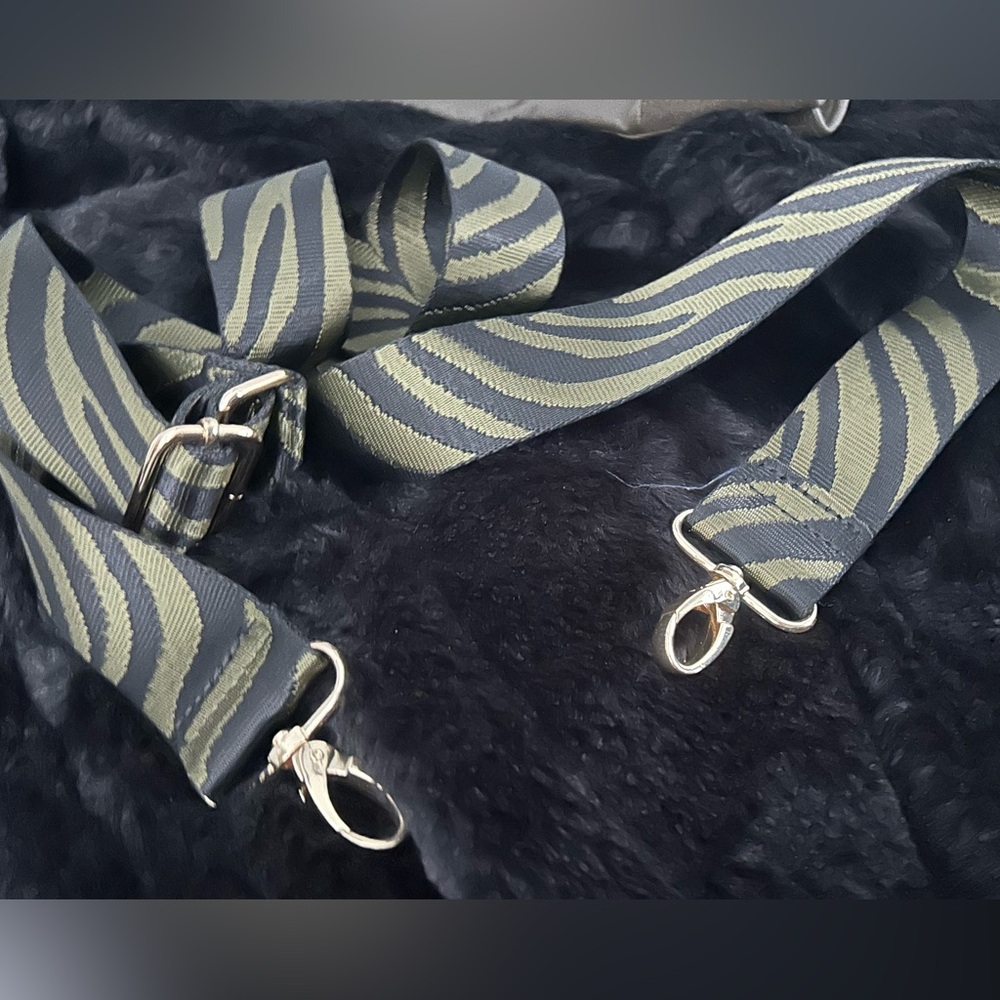 Zebra 🦓 pattern Adjustable cross body handbag strap